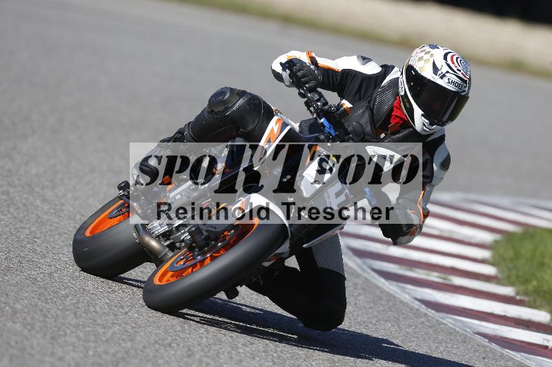 /56 02.10.2025 Speer Racing ADR/Gruppe gelb/911